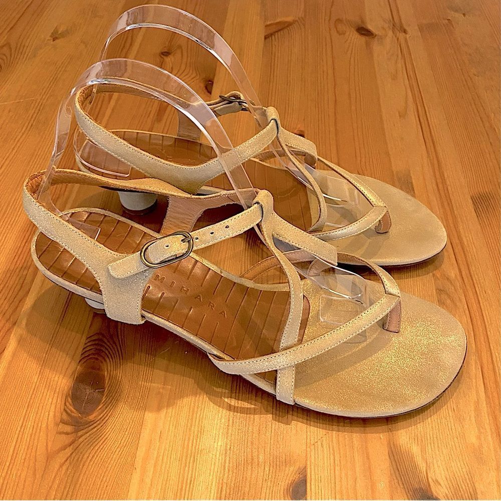 Chie Mihara Light Beige golden metallic Suede Strappy Sandals